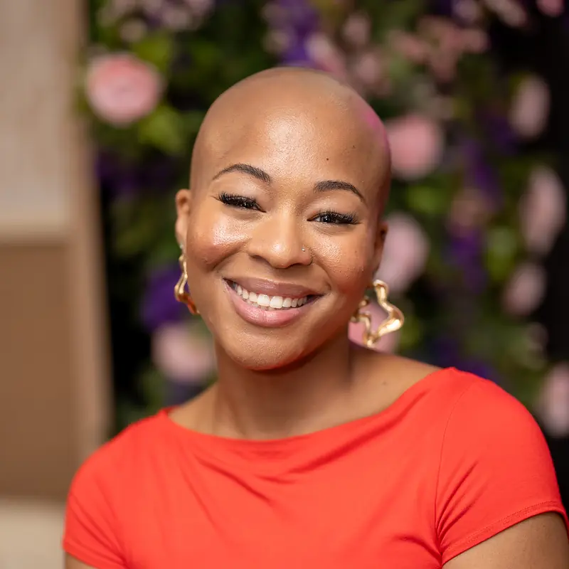 Angelique James headshot