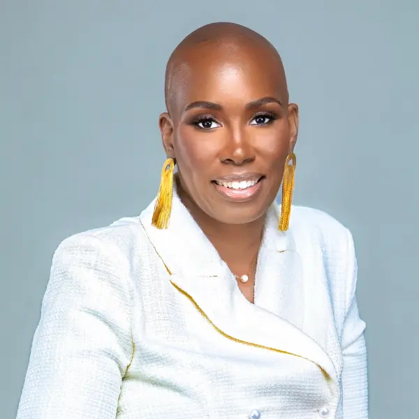 Dr. Obioma Martin headshot