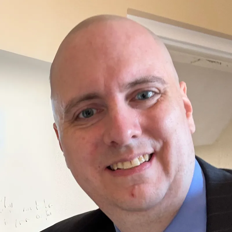 Greg Blosser headshot